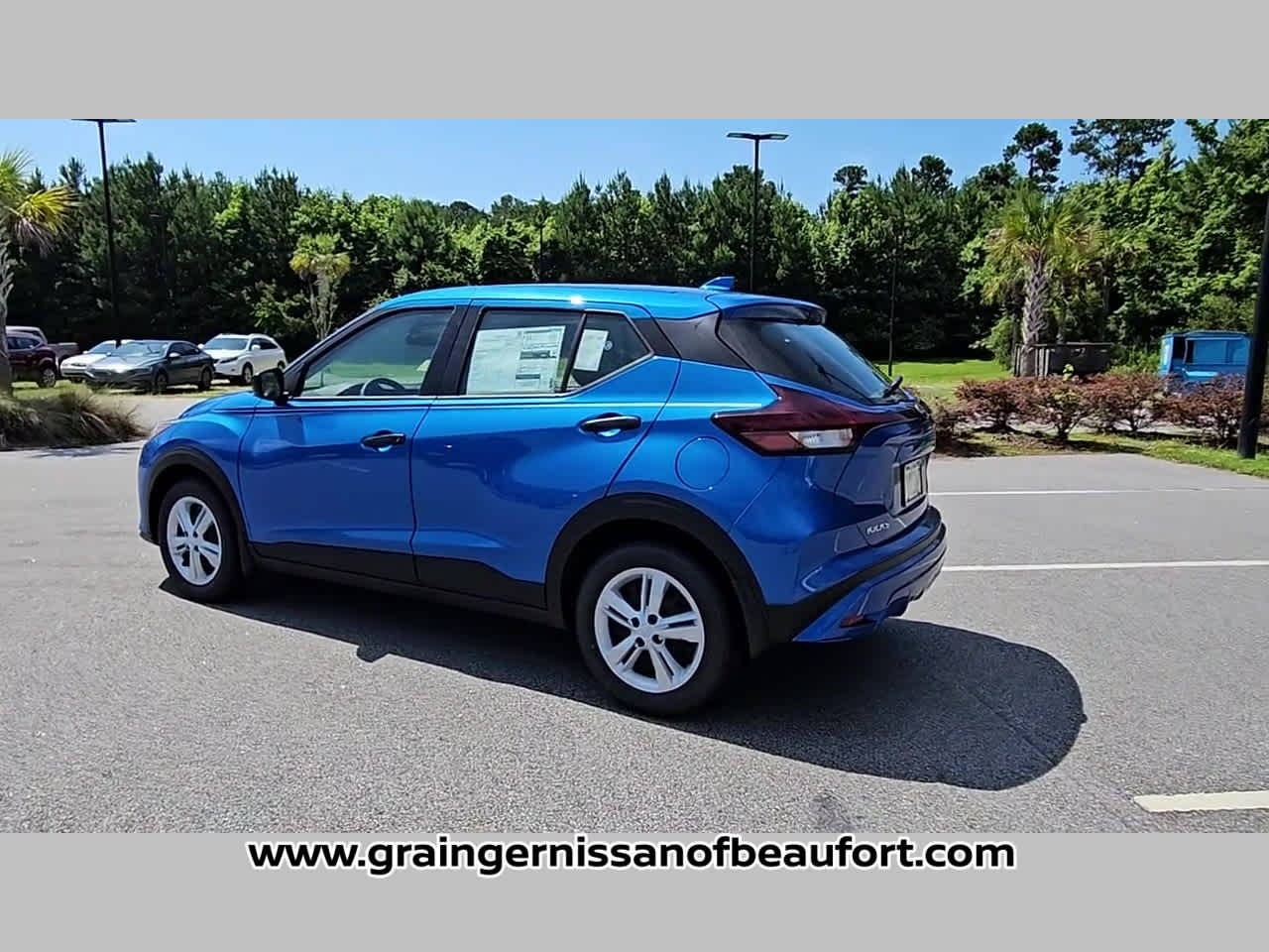 2025 Nissan Kicks Play S