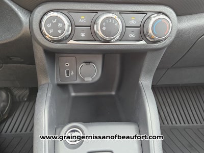 2025 Nissan Kicks Play S