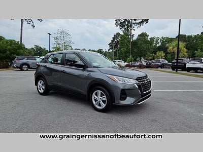 2025 Nissan Kicks Play S