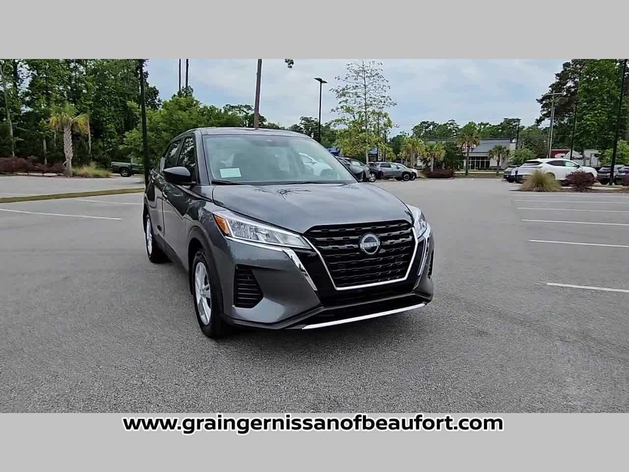 2025 Nissan Kicks Play S