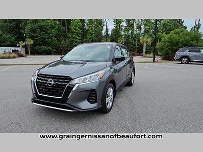 2025 Nissan Kicks Play S