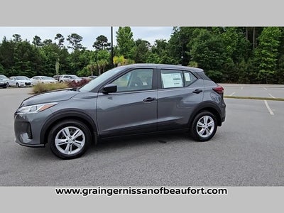 2025 Nissan Kicks Play S