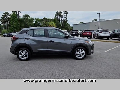 2025 Nissan Kicks Play S