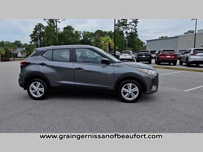 2025 Nissan Kicks Play S