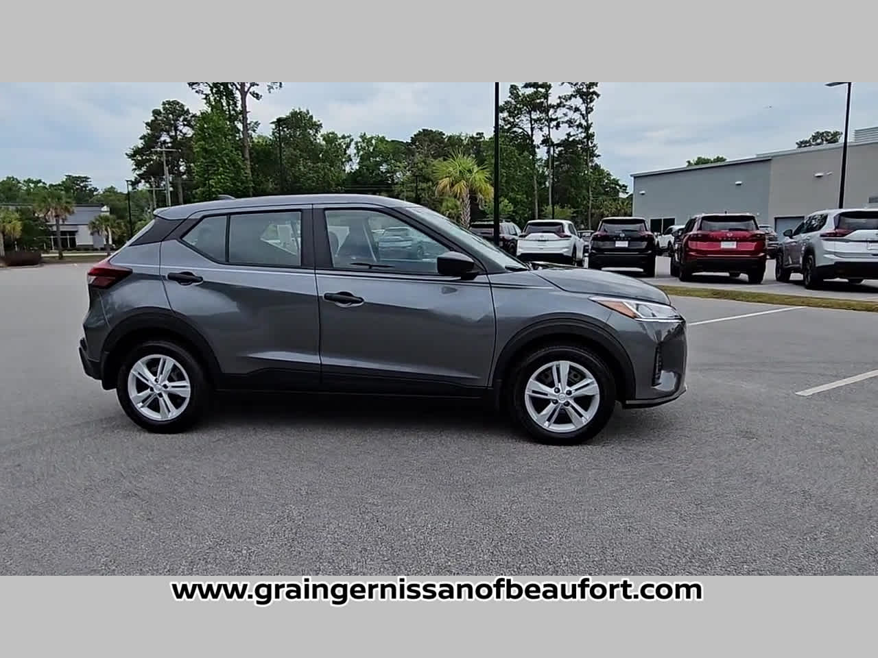 2025 Nissan Kicks Play S