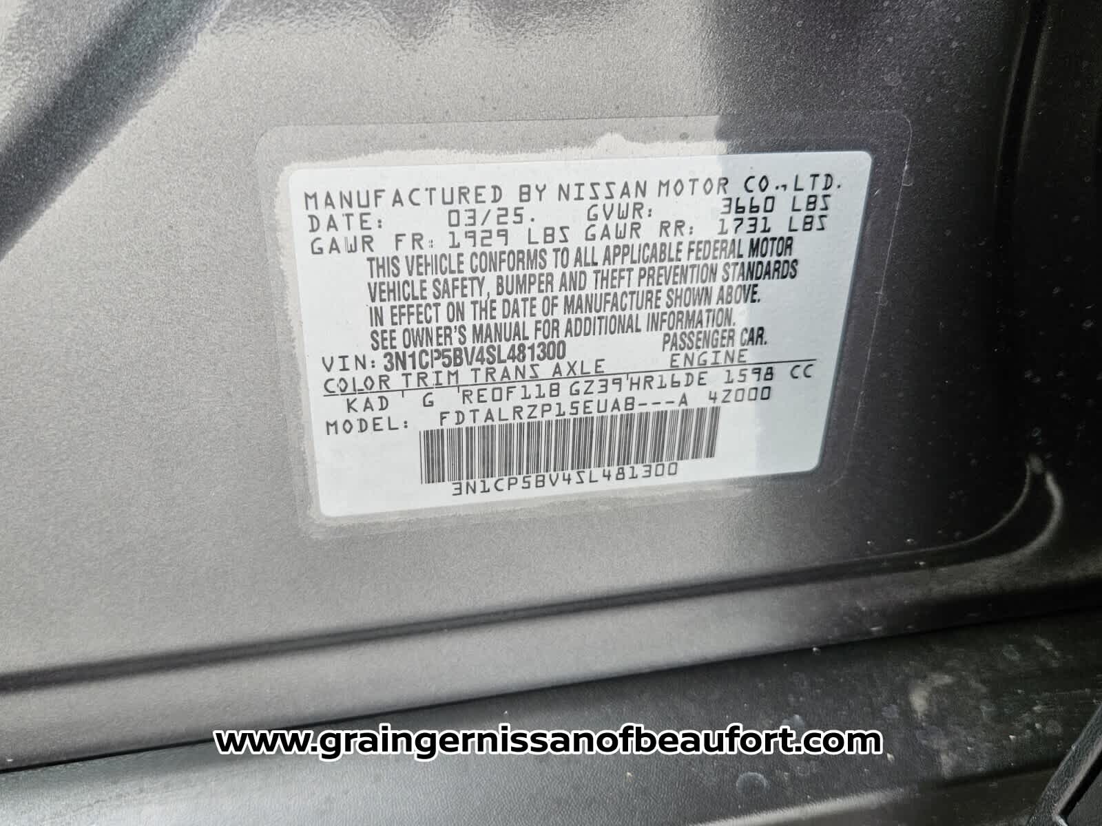 2025 Nissan Kicks Play S