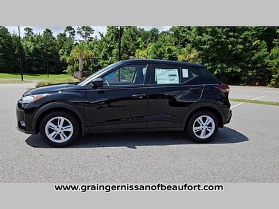 2025 Nissan Kicks Play S