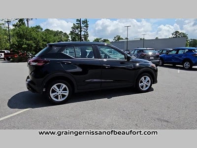 2025 Nissan Kicks Play S