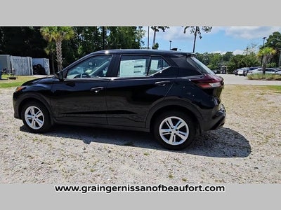 2025 Nissan Kicks Play S