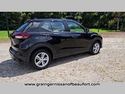 2025 Nissan Kicks Play S