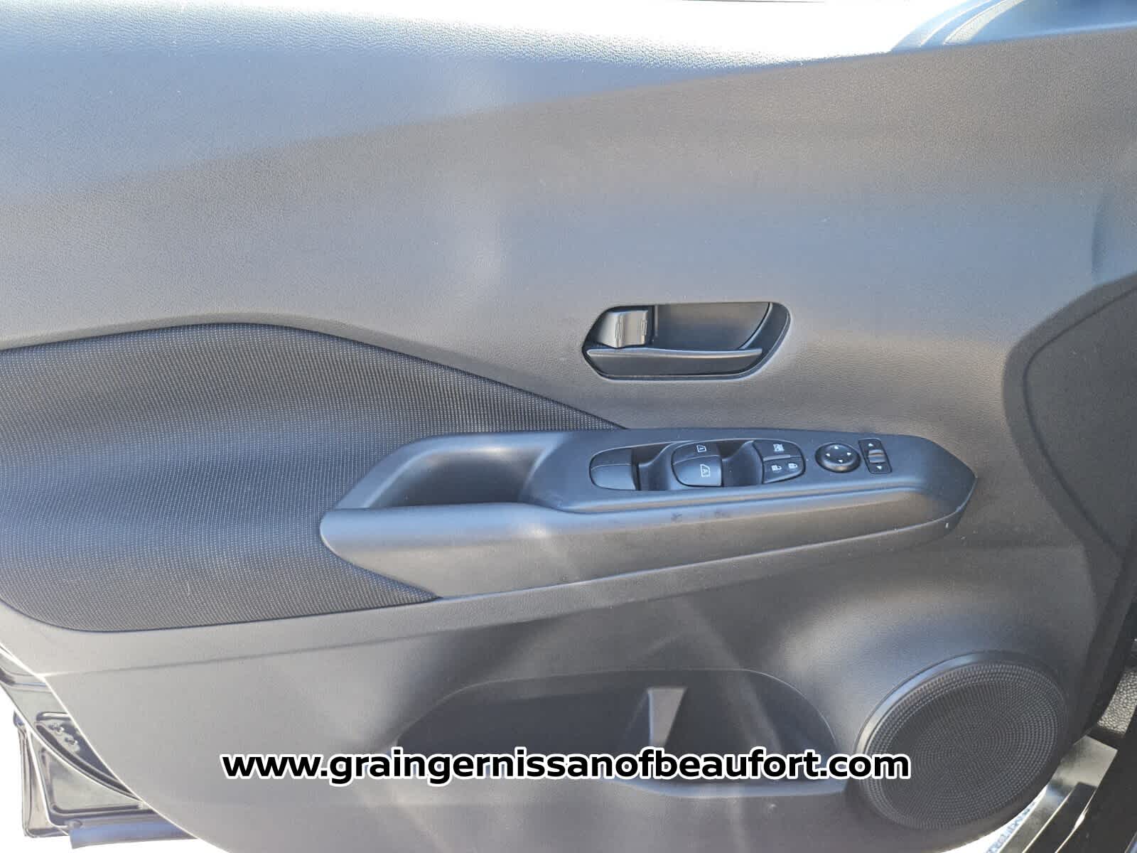 2023 Nissan Kicks S