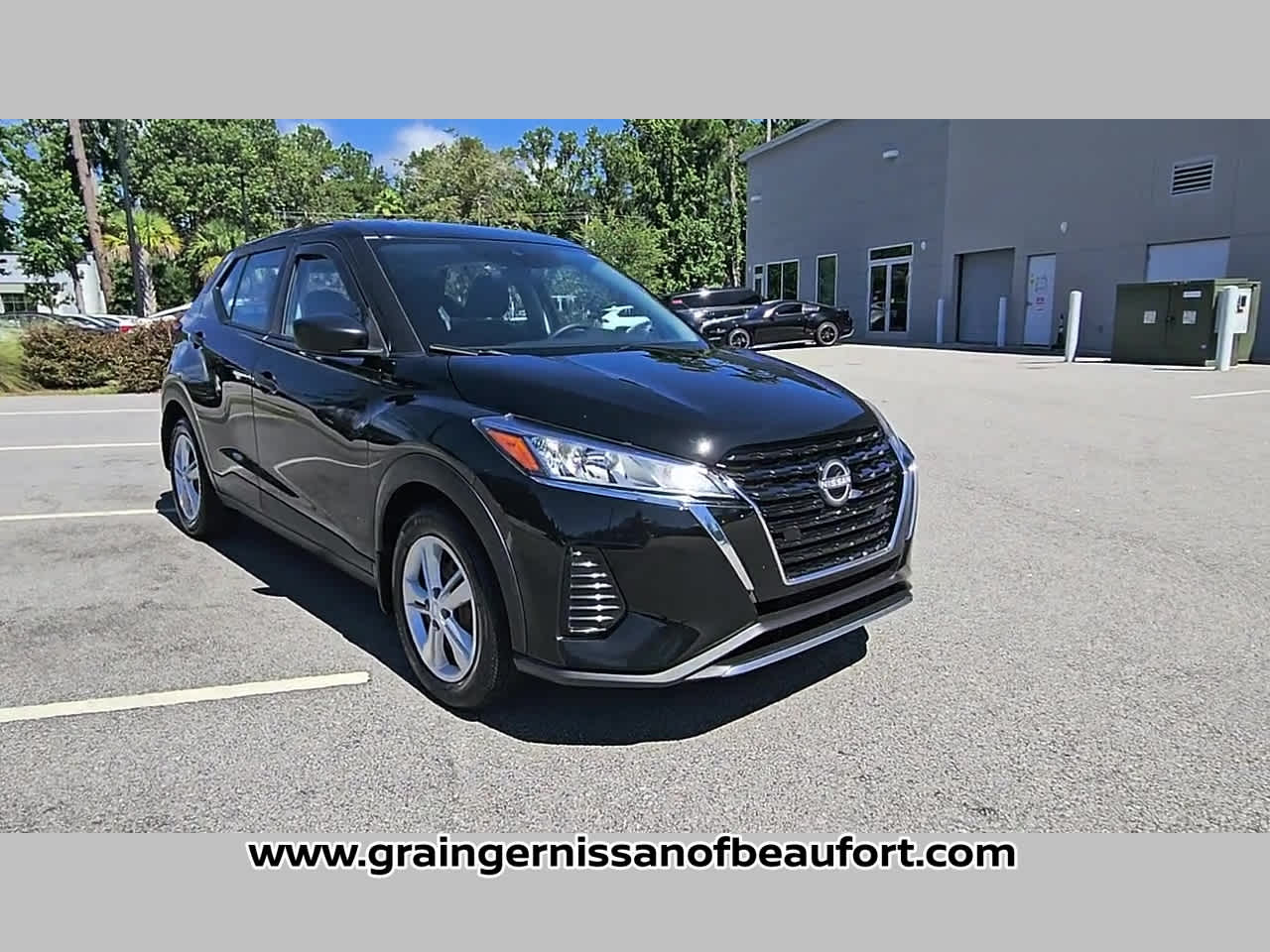 2023 Nissan Kicks S