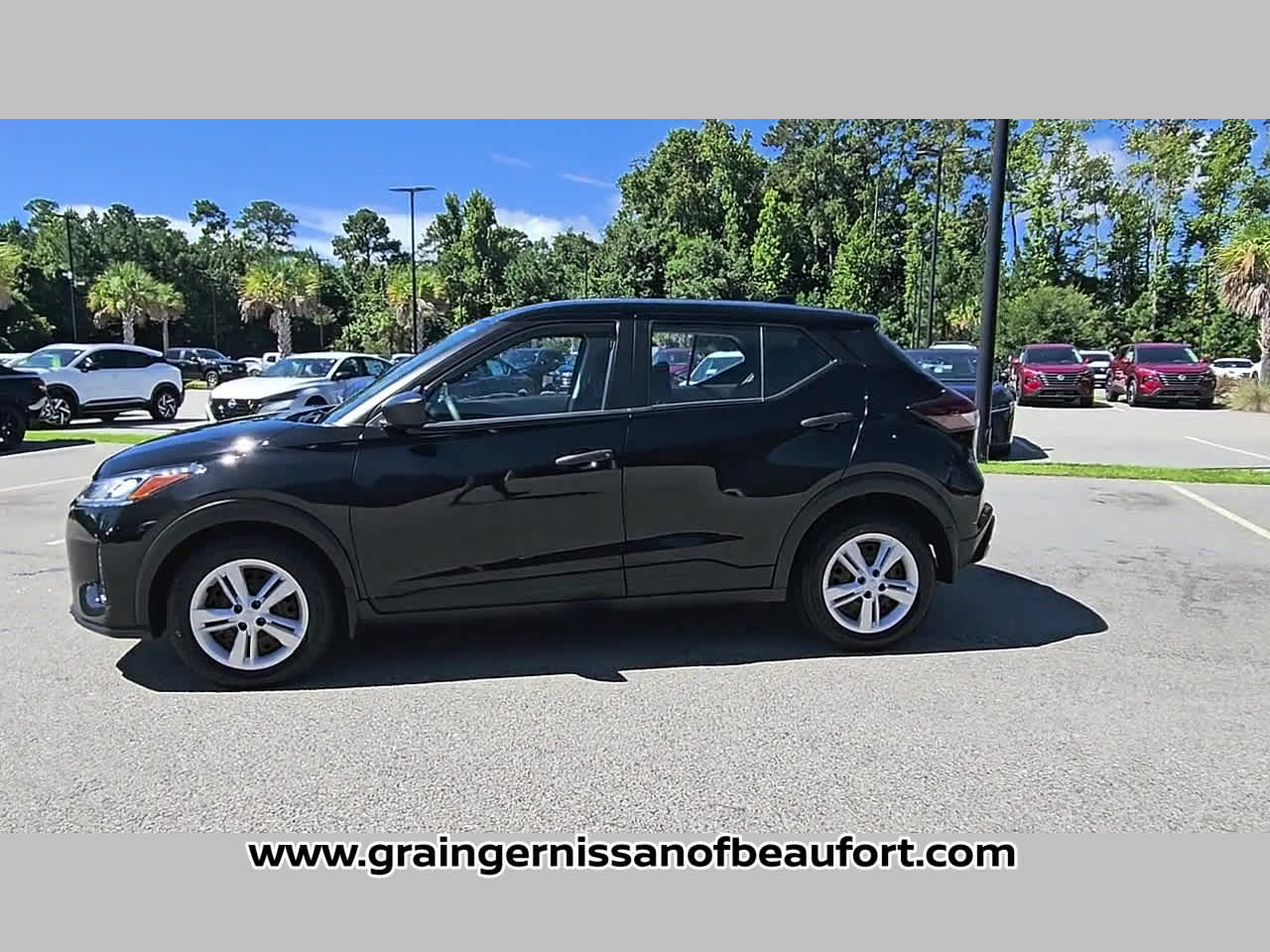 2023 Nissan Kicks S