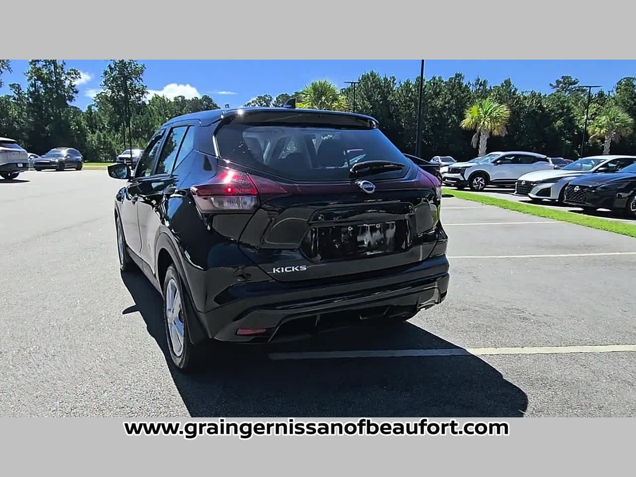 2023 Nissan Kicks S