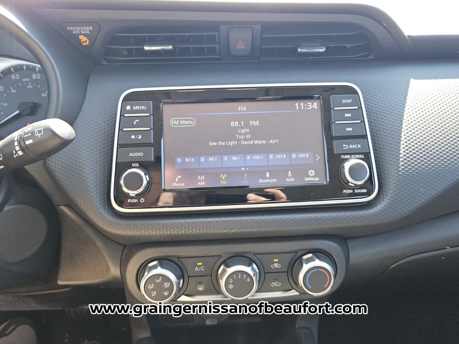 2023 Nissan Kicks S