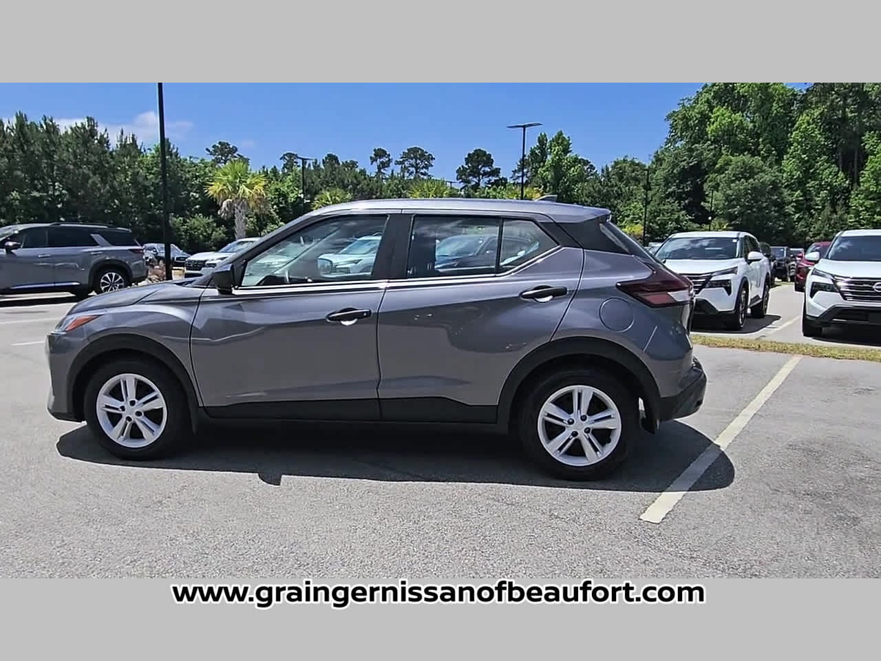 2024 Nissan Kicks S