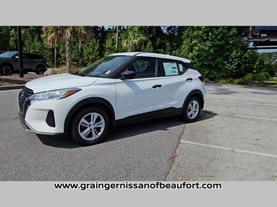 2025 Nissan Kicks Play S