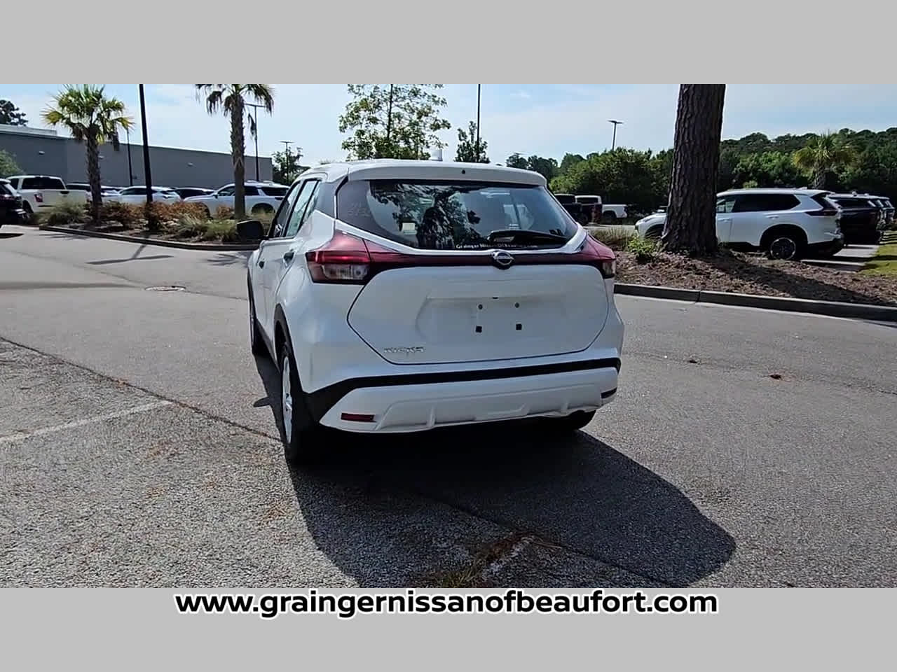 2025 Nissan Kicks Play S