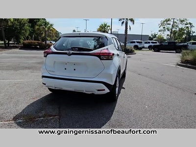 2025 Nissan Kicks Play S