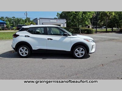 2025 Nissan Kicks Play S