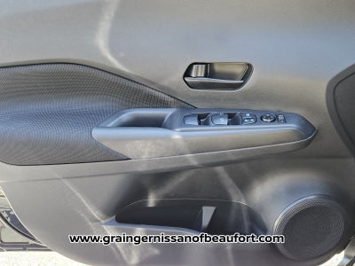 2025 Nissan Kicks Play S