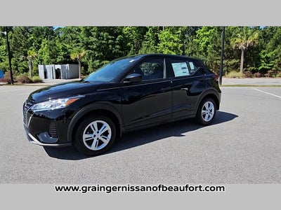 2025 Nissan Kicks Play S