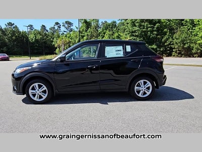 2025 Nissan Kicks Play S