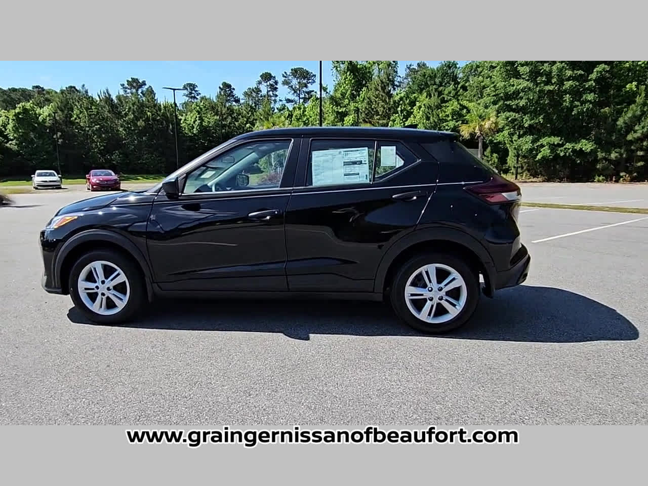 2025 Nissan Kicks Play S