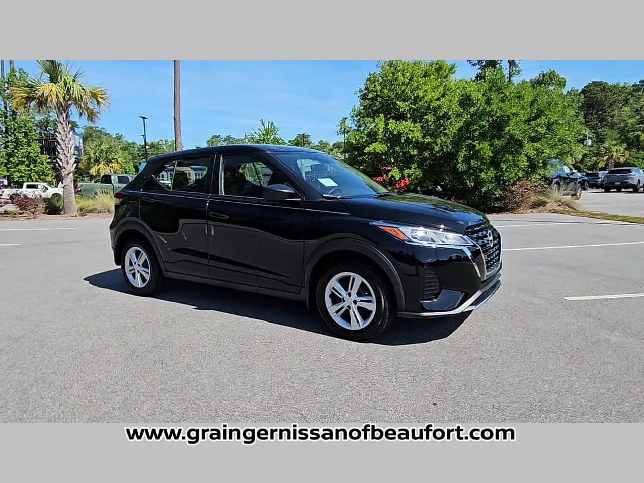 2025 Nissan Kicks Play S