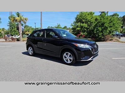 2025 Nissan Kicks Play S