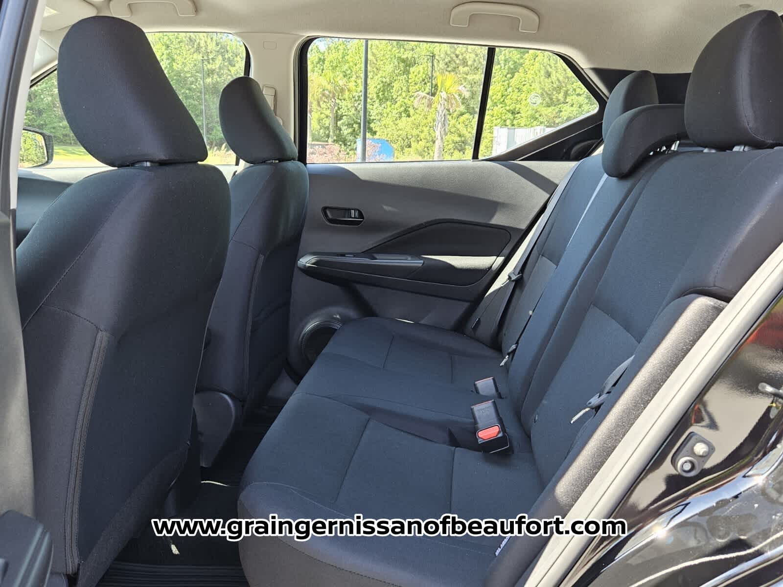 2025 Nissan Kicks Play S