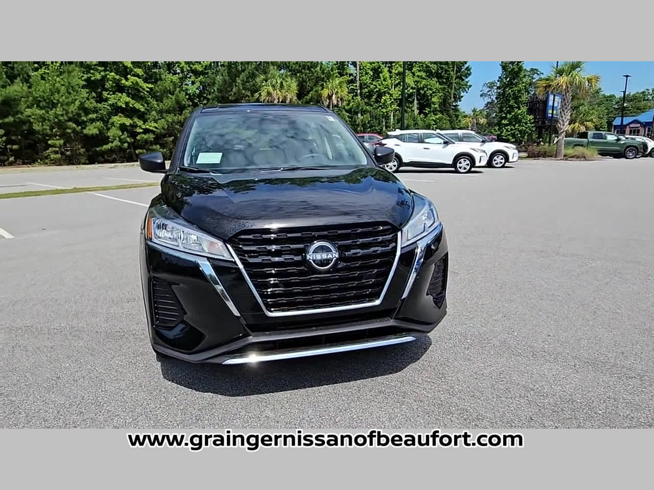 2025 Nissan Kicks Play S