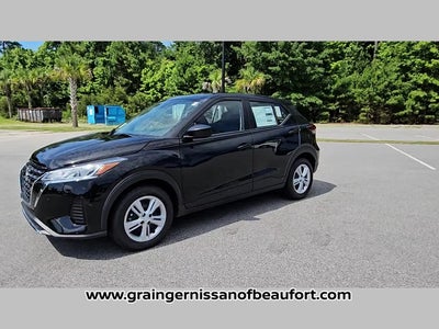 2025 Nissan Kicks Play S