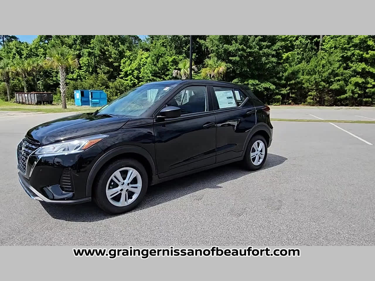 2025 Nissan Kicks Play S