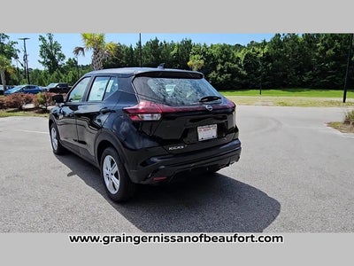 2025 Nissan Kicks Play S