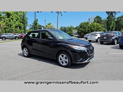 2025 Nissan Kicks Play S