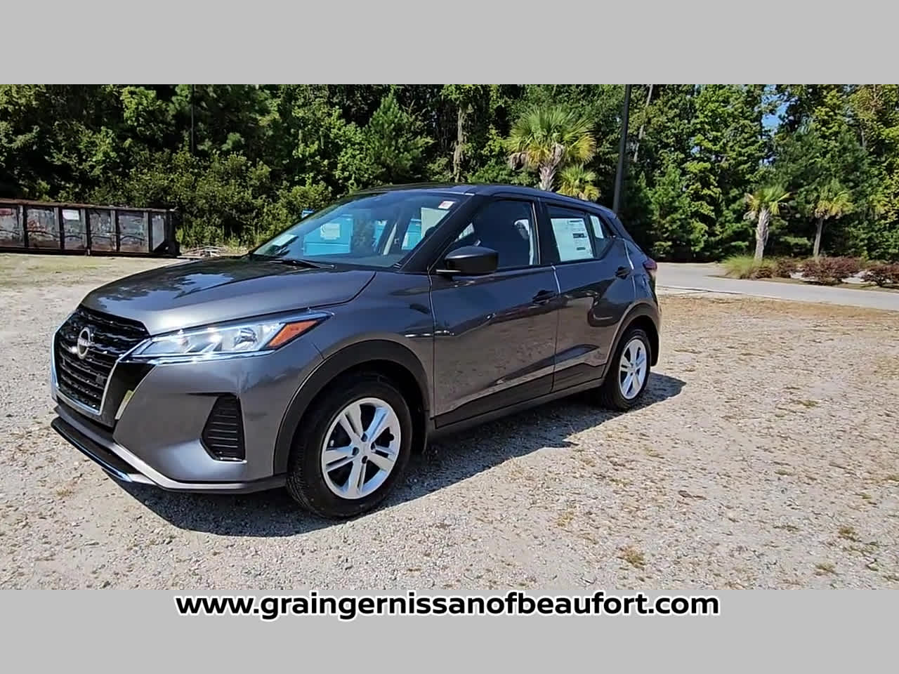 2025 Nissan Kicks Play S