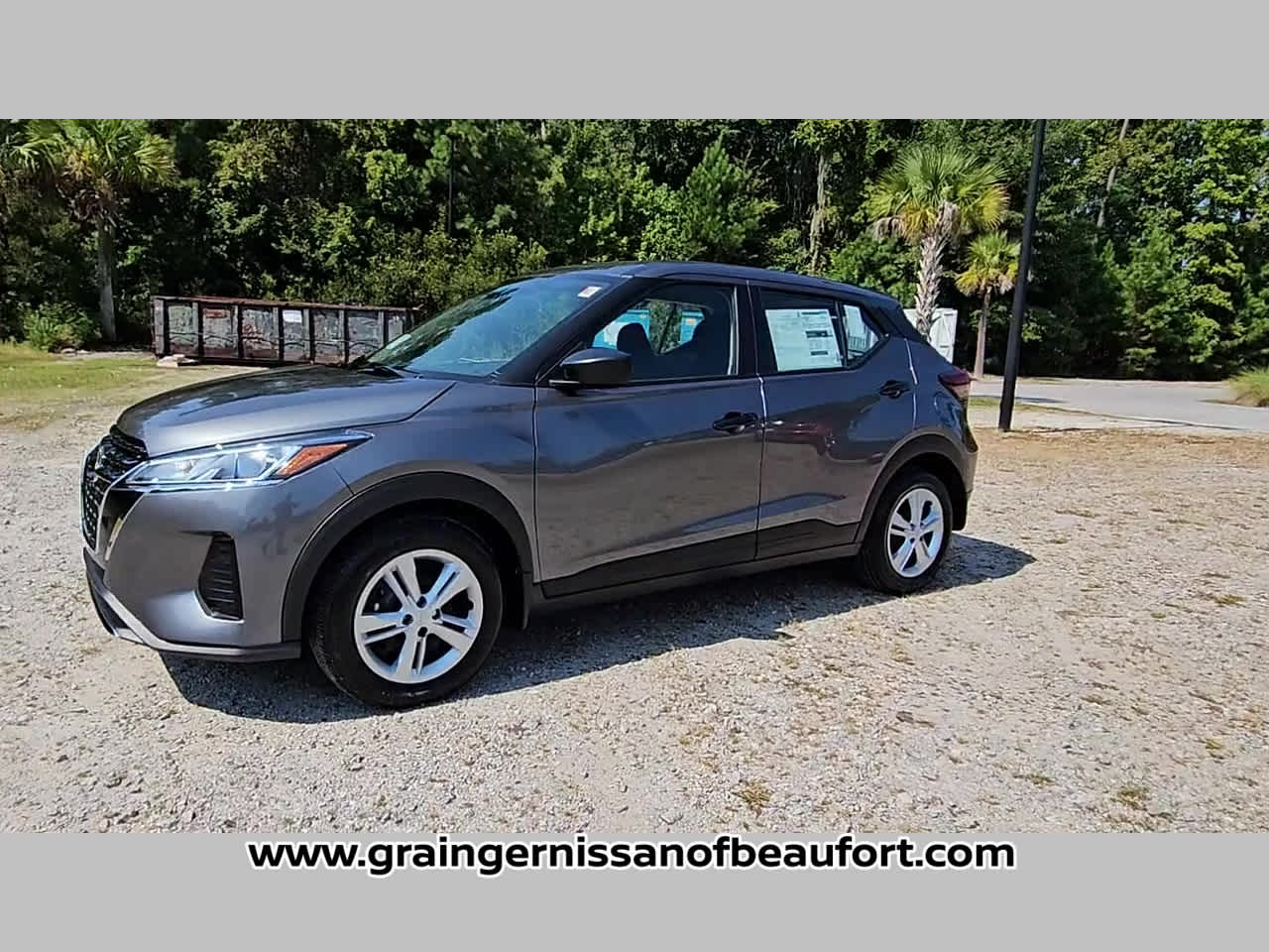 2025 Nissan Kicks Play S