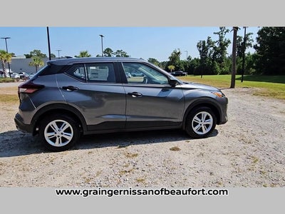 2025 Nissan Kicks Play S