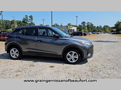 2025 Nissan Kicks Play S