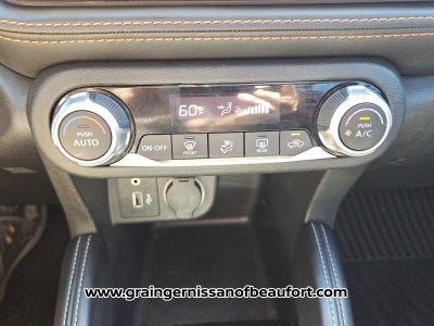 2019 Nissan Kicks SR