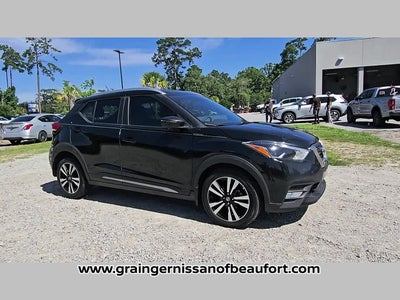 2019 Nissan Kicks SR