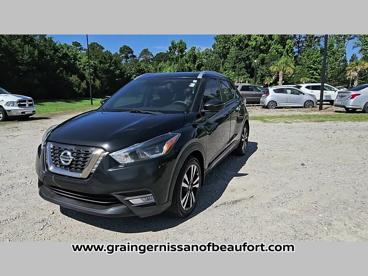 2019 Nissan Kicks SR