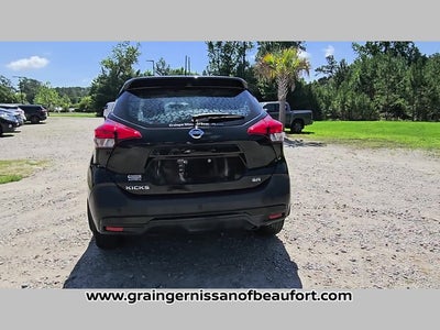 2019 Nissan Kicks SR
