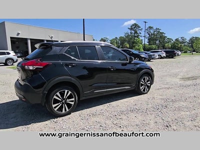 2019 Nissan Kicks SR