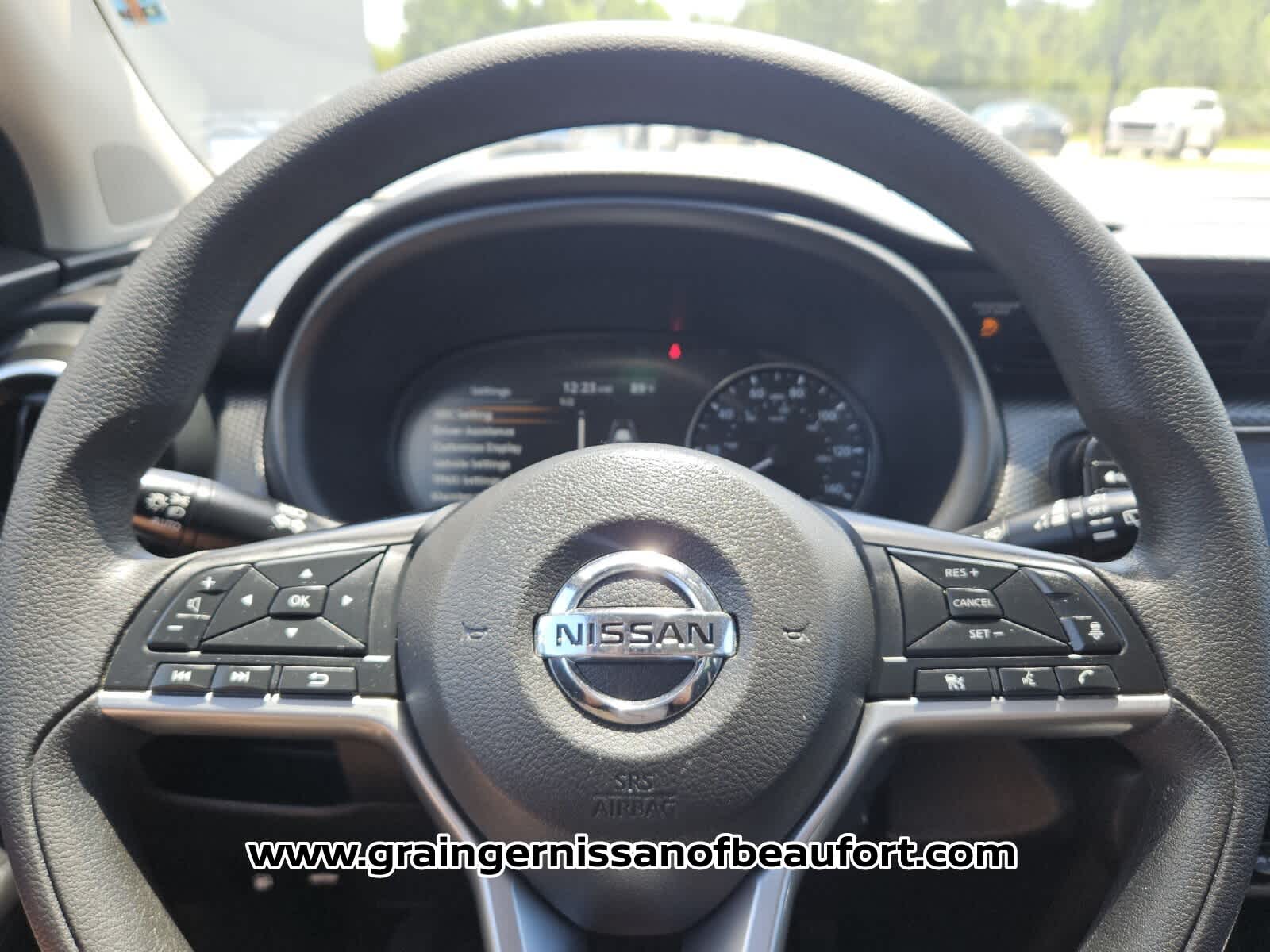 2021 Nissan Kicks SV
