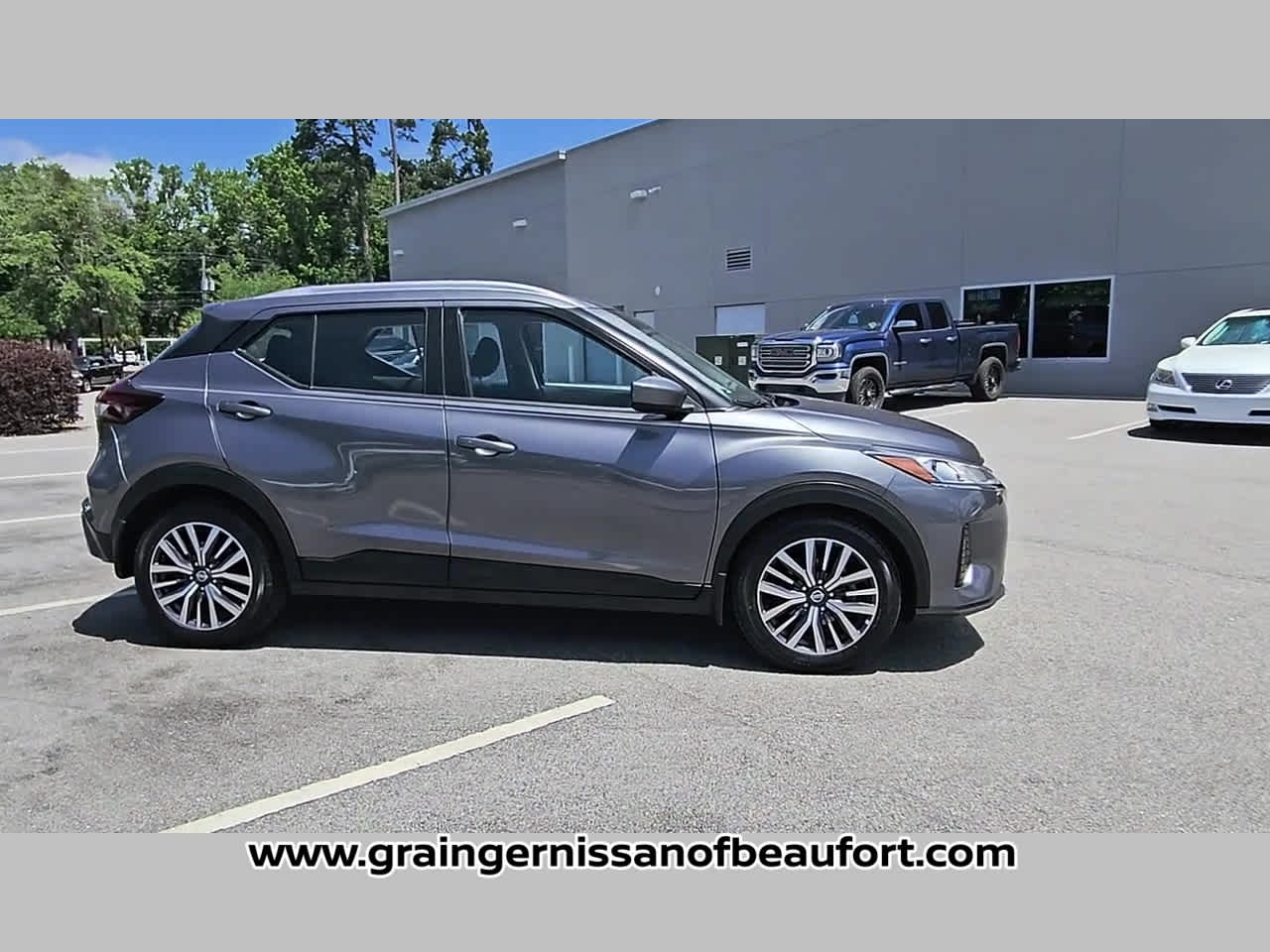 2021 Nissan Kicks SV