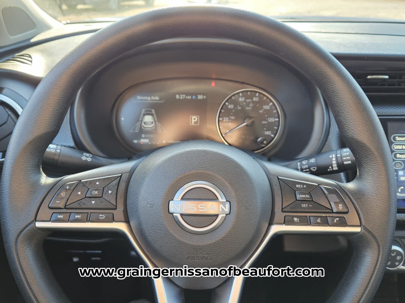 2023 Nissan Kicks SV