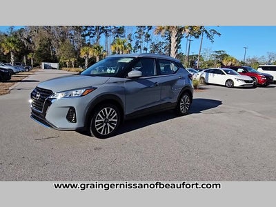 2023 Nissan Kicks SV
