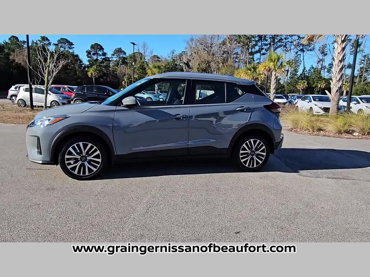 2023 Nissan Kicks SV